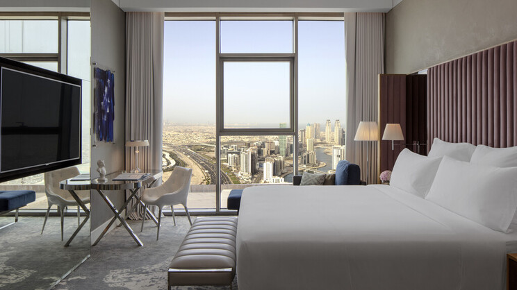 Sky King with Balcony